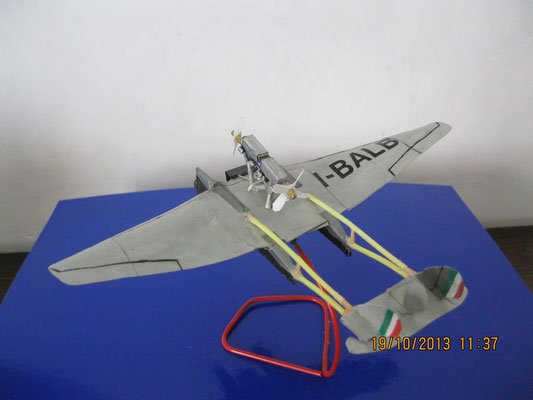 modellini's tweet photo. #italobalbo #aereidicarta  #modellismodicarta #airplane #paperairplane #paperairplanes #modellismo #aviation #aviazione #amazing #modellism #model #aeronautica  #amazing #aereonauticamilitare #aeronauticacivile #aviator #aviationphotography #aviators #aviationmilitary #usnavy https://t.co/9vjbo5qFuR