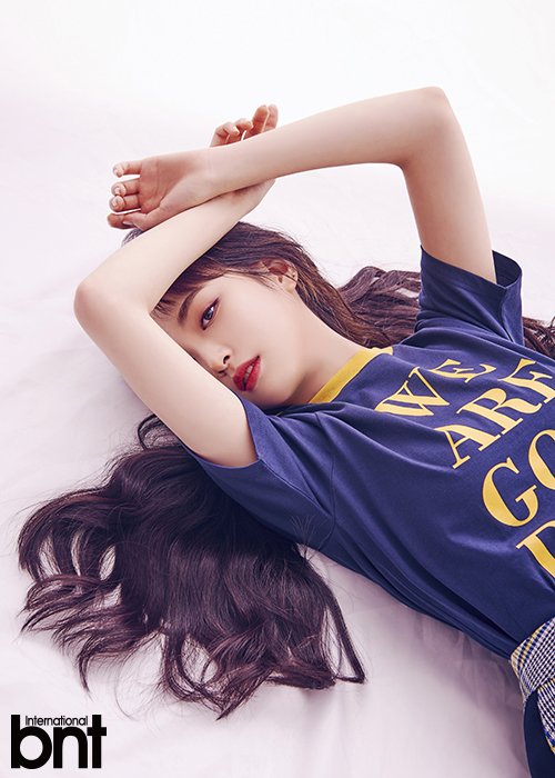 Dae5u5aVwAAQ8S8?format=jpg&name=900x900