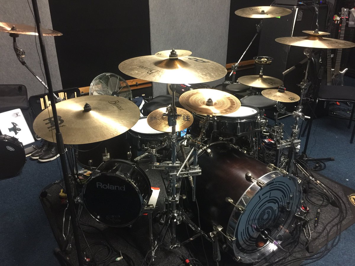 KjSawka's tweet photo. Hitting lots of things lots of times 
Now off to Austria for snowy mountains #pendulumlive @Pendulum #rehearsals https://t.co/0Xgt1OEgUB