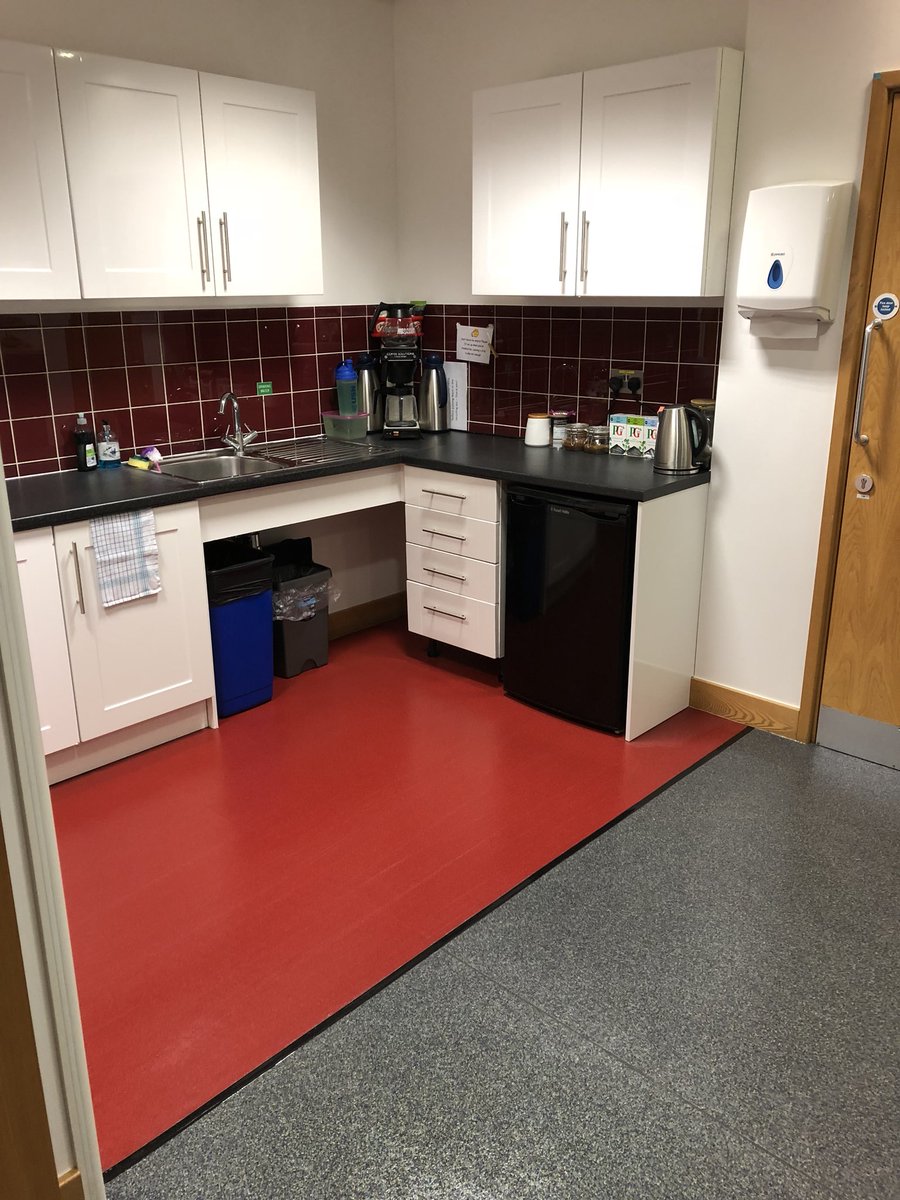 mp_cleaning7's tweet photo. Love is......a clean kitchen 😉 https://t.co/3cO0QxK4D1