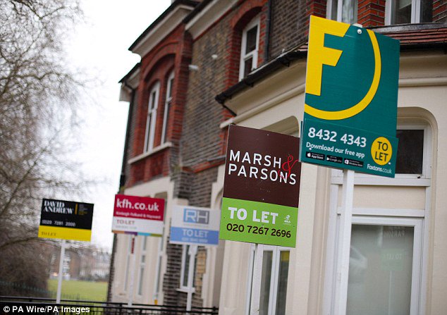 TlmbLtd's tweet photo. Landlords continue to see residential property, especially in London, as a strong investment. With UK buy-to-let investor numbers hitting a record high of 2.5 million in the latest tax year. 
https://t.co/ztSwSpdYK9 https://t.co/5BWY82VsdL