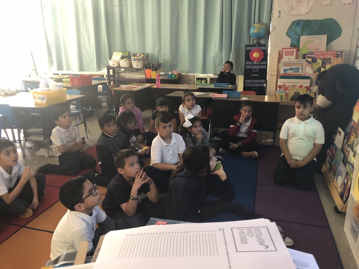 BBvegaK2's tweet image. Our ELD class takes the pledge of Straw no more campaign. I have never seen them pay more attention to anything before like watching this little girl speak up. #MollySteer #strawnomore #onelessstraw #waterquality #SpeakUp #PledgeAgainstPlasticStraws @ShoreAcresMDUSD @MtDiabloUSD