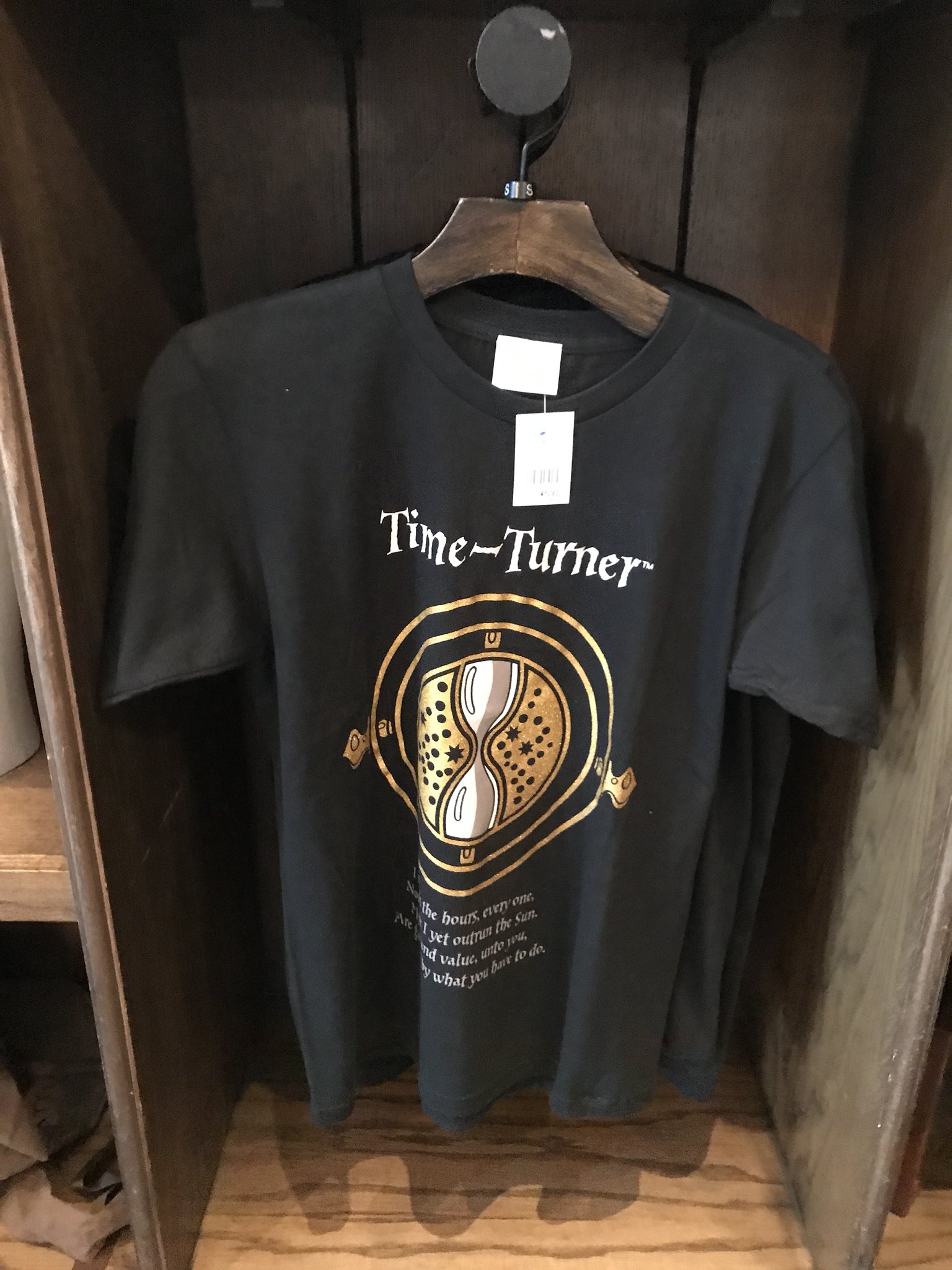 Twitter 上的 ᴱʳⁱ そーいえば タイムターナーのtシャツうってたよ 初めて見た ほしい Timeturner タイムターナー Tシャツ Thewizardingworldofharrypotter ウィザーディングワールドオブハリーポッター Universalstudiosjapan