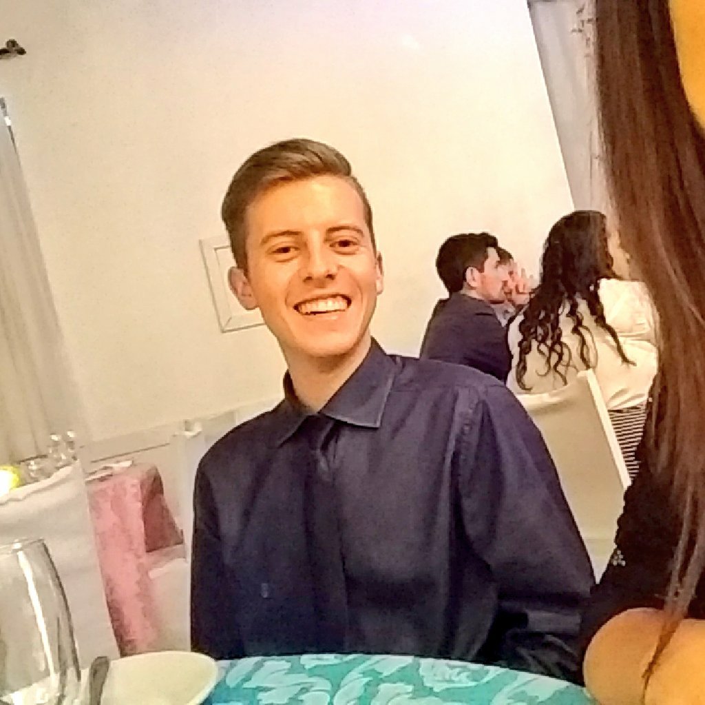 sididebon's tweet photo. #NewProfilePicd
Espontâneo!! https://t.co/peqgfJgSPT