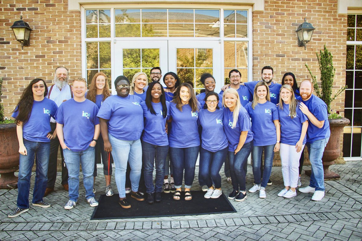 amyheadjones's tweet photo. A great UWA Capstone class! #imc3 #imcfam https://t.co/BWjV5CRkdh