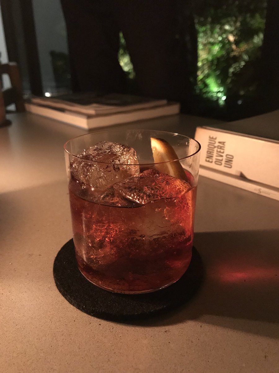 Negroni o'clock tweet media