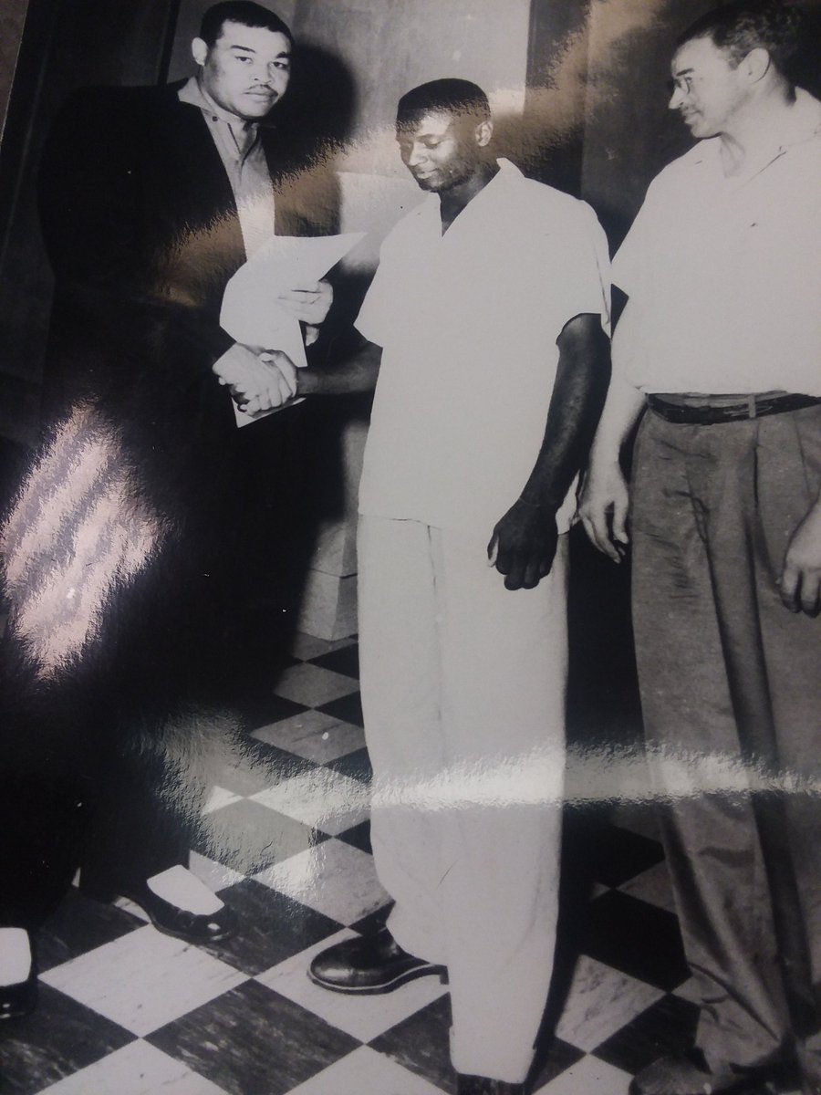 AttorneyTracey1's tweet photo. #TBT The Brown Bomber, Joe Louis at a school shaking hands w/a student and the Principal is one of my great Uncles from the Pettiford Clan of Ohio. #DETROIT #JoeLouisBarrow @tombarrow https://t.co/OO7y5WnrCr
