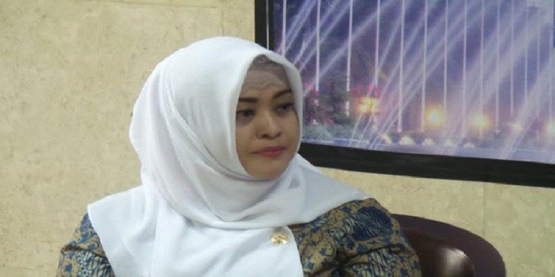 Islampos's tweet photo. Pemprov DKI Lepas Saham di Perusahaan Miras, Fahira Idris: Bahagianya Punya Pemimpin Amanah https://t.co/WalVHD9P77 https://t.co/wX4wNt7eqU