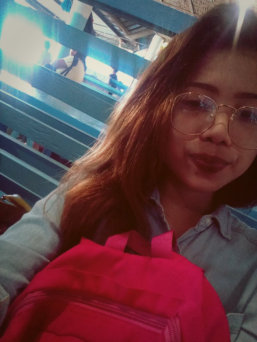 jae_etenec's tweet photo. Hihi💕✋ https://t.co/aAGp8UaEDH