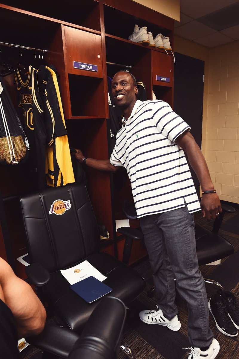 BleacherReport's tweet photo. Never give up on the grind.

Andre Ingram has 11 points in 7 minutes in his NBA debut so far. https://t.co/ZyU1qFrXAH