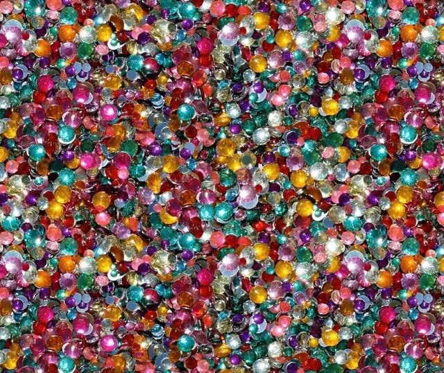 近々曲出す気でいまーーす
おたのしみに

今までの子たちも愛でてね
例えば曇天の今日にはこんな曲

🍓Pinballbally - Strawberry Jam 👟

soundcloud.com/pinballbally/s…