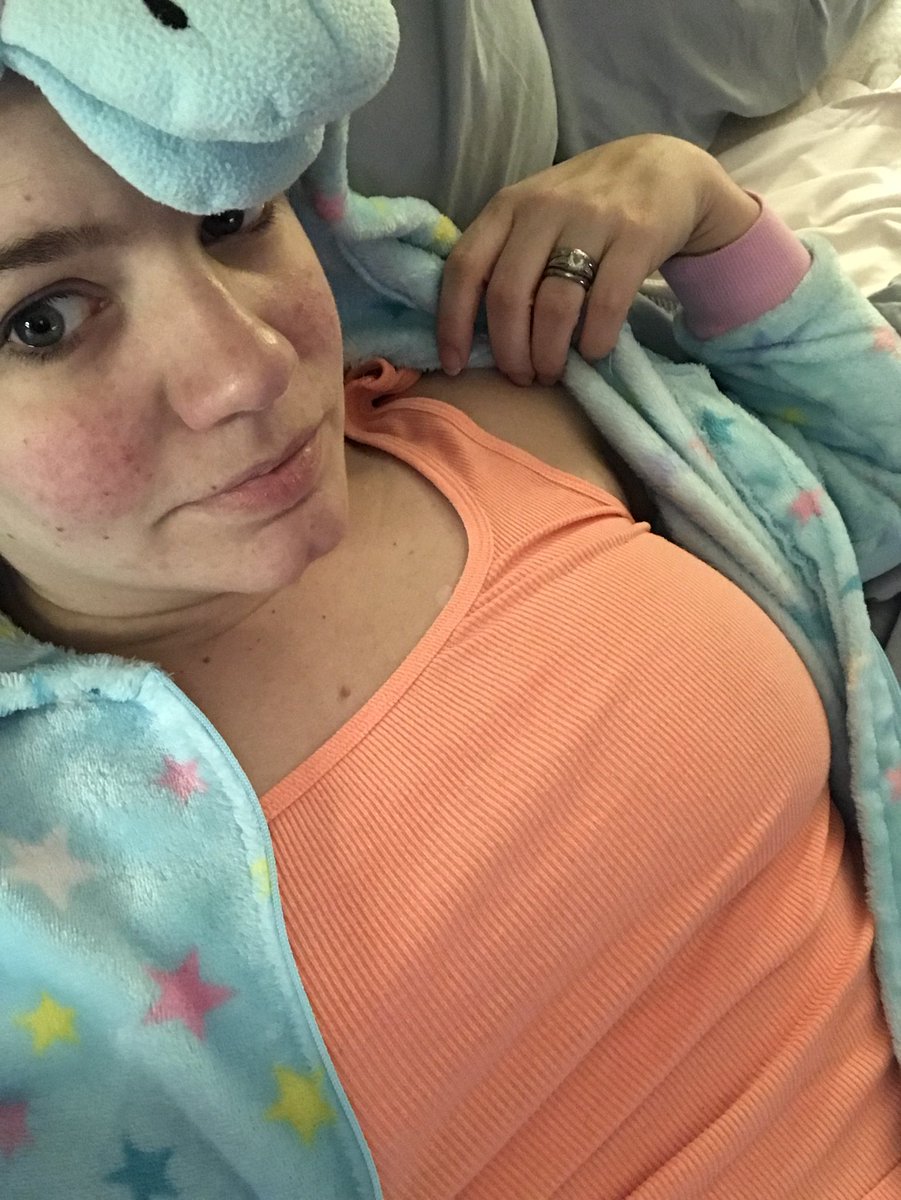 Rayna_s13's tweet photo. I’m a #magicalunicorn You are my adoring #slave What have you done for me lately? #Adoreme #Worshipme #paypigs #findom #goddess #queen #cutie #nomakeup #nofilter #100me #sassysweetsimple #tribute #treats #worthit Just ask my pet! He’ll tell you how sweet it is to be loved by me! https://t.co/fgUvoIm3CA