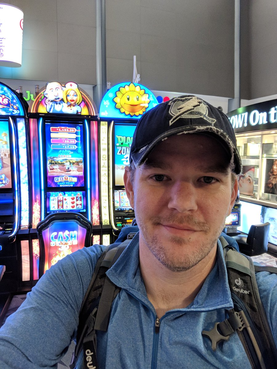 JPManning215's tweet photo. Even the airport is unmistakably Vegas. https://t.co/SFc6jPUffB