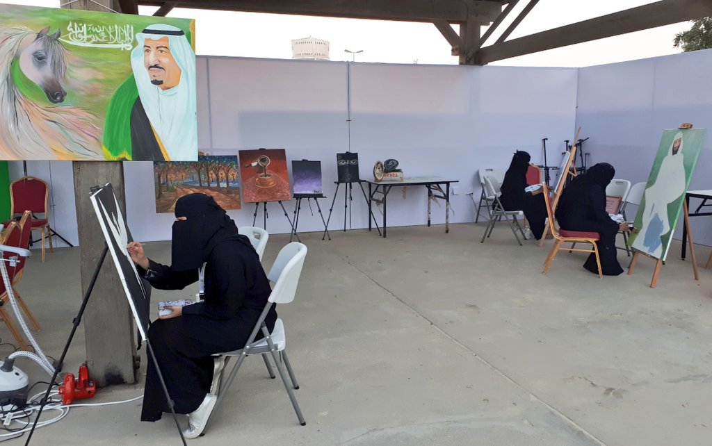 alabdaliam's tweet photo. ألعاب بحرية وفعاليات للترفيه عن أبناء الشهداء والمرابطين في الجبيل

https://t.co/R0u2yMZyLQ

#السعودية #الحياة #الجبيل
#المهرجان_البحري_الثالث_بالجبيل 
#جماعه_فنون_الجبيل_التشكيليه https://t.co/qYl3yUo1ao