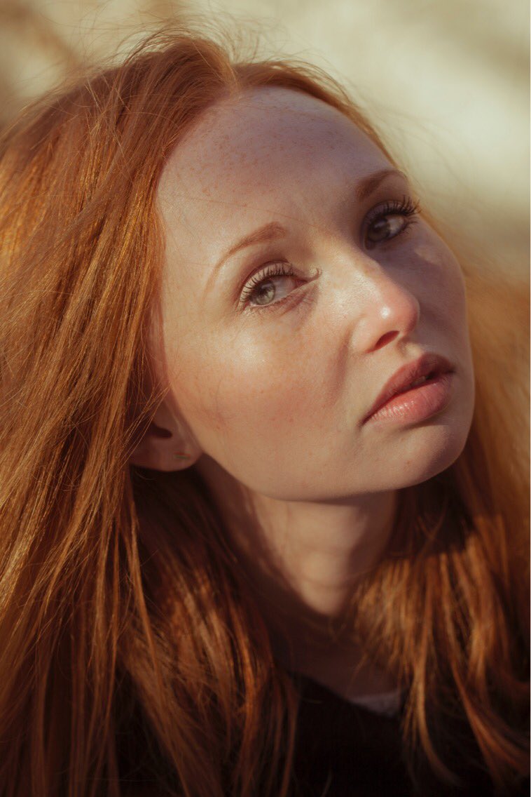 EllenaPPhoto's tweet photo. “Places in Your life are all just pit stops short time or long time, we all eventually move on.” #retweet #quote #photo #photography #red #redhead #movingon #lookup #futures #art #artwork #beauty #beautiful #follo #follo4follo https://t.co/fdLEVR33nG
