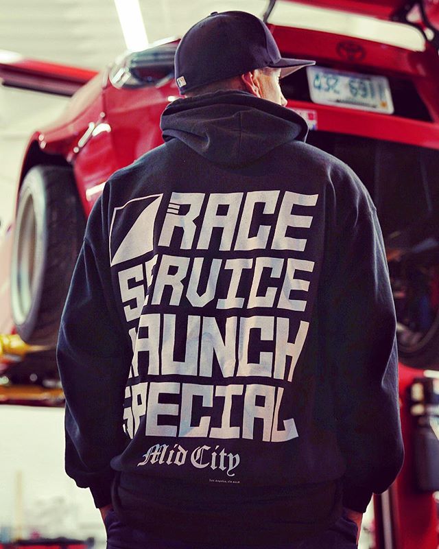 Race_Service's tweet photo. Who picked up some RS gear on our Launch Day? 🙌🏽
#TeamRS #FactoryRS https://t.co/gOzReFTedH