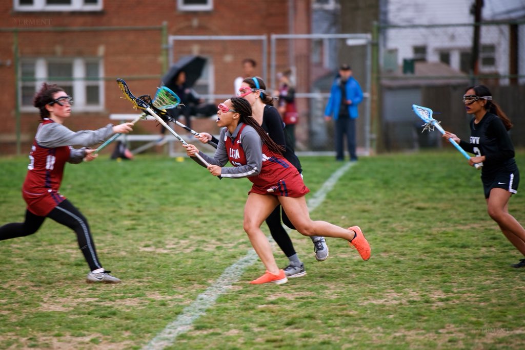 Latin_Lions's tweet photo. Still seeking their first win of the season, @Latin_Lions #LadyLionsLacrosse dropped a nail biter against @madeiraschool 6-5, giving up the winning goal with 13 secs left. @WashingtonLatin @DC_PCSAA #Lax #lacrosse #highschoollacrosse https://t.co/af2bL4L34C