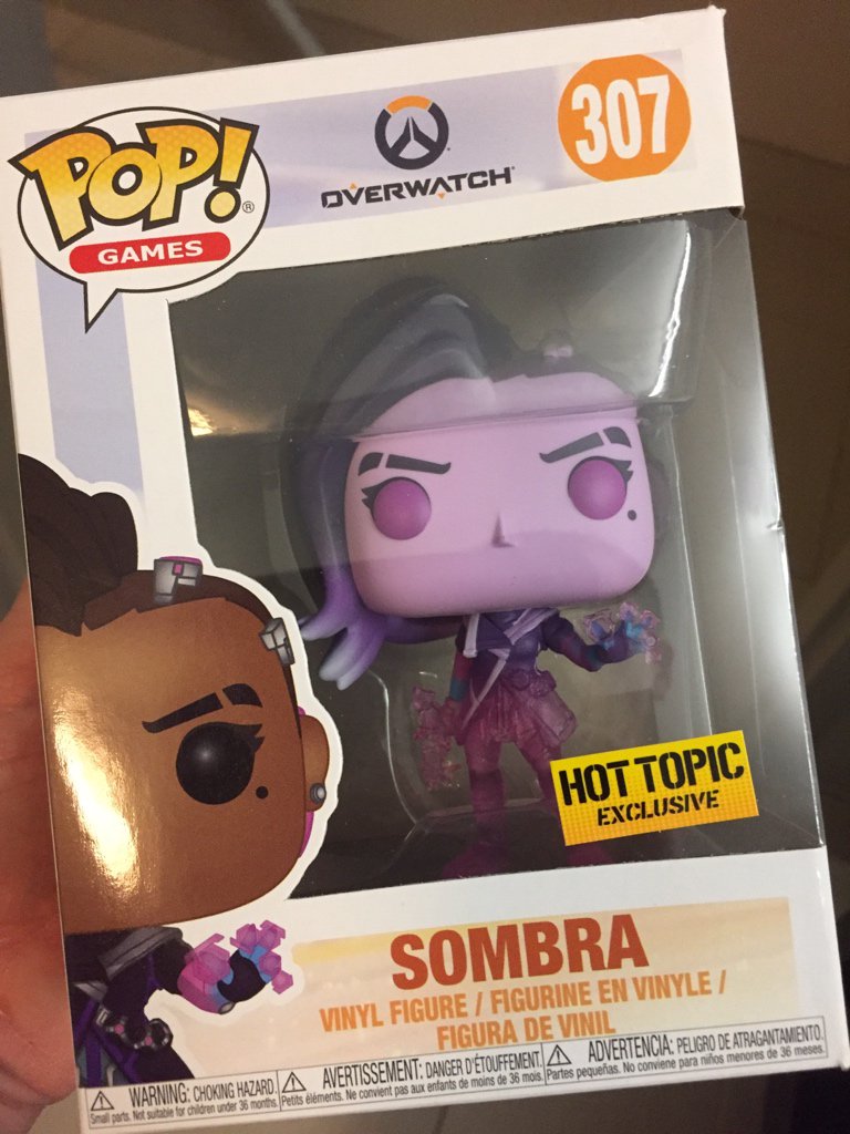 headgamer's tweet photo. @Mister_Bones @MisterBinky @DiptasticGWO Look what I picked up while out of town for work... #Tacoma #hottopic #exclusive #translucent #everythingcanbehacked #andeveryone https://t.co/D5E1FIYbQ1