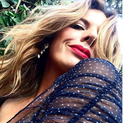 KellyMonsterCA's tweet photo. Hermosa @FernandaKellyyy #NewProfilePic https://t.co/poxQOvVJUj