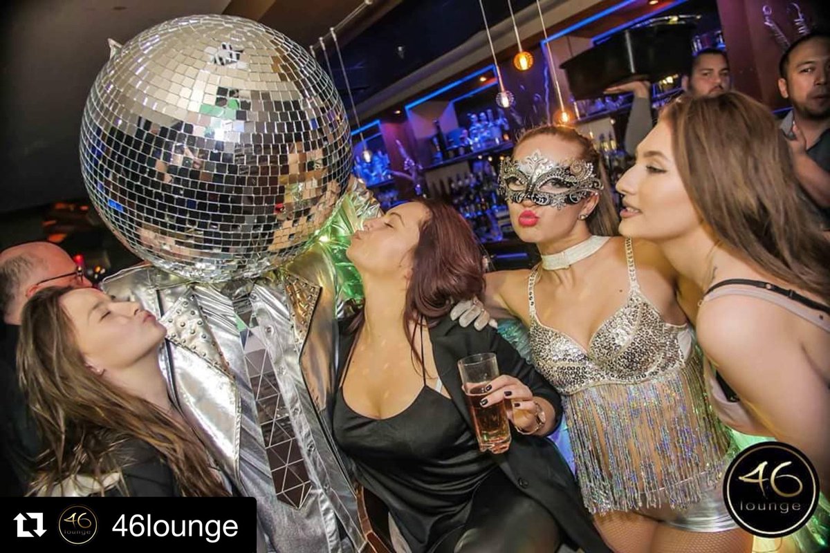 EdmNightsNJ's tweet photo. BEATS, BADDIES &amp; DRUMS Theme Party This FRIDAY at 46 LOUNGE! It's The Female .... https://t.co/XzvB7q8FGj https://t.co/vS92lKR4kI