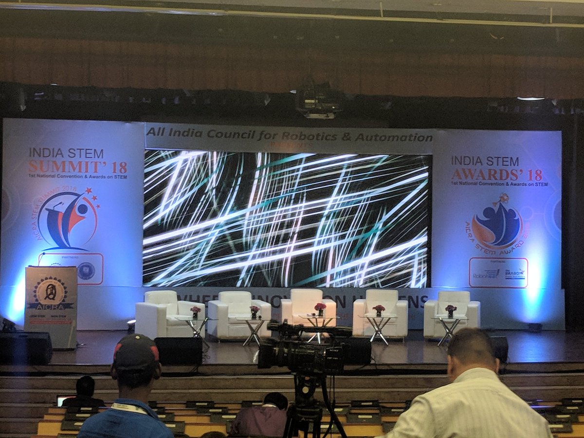 solrexperts1's tweet photo. We're at the Indian Stem Summit Awards 2018. 

#SolrX #Awards #STEM https://t.co/SuUBvE7hX8