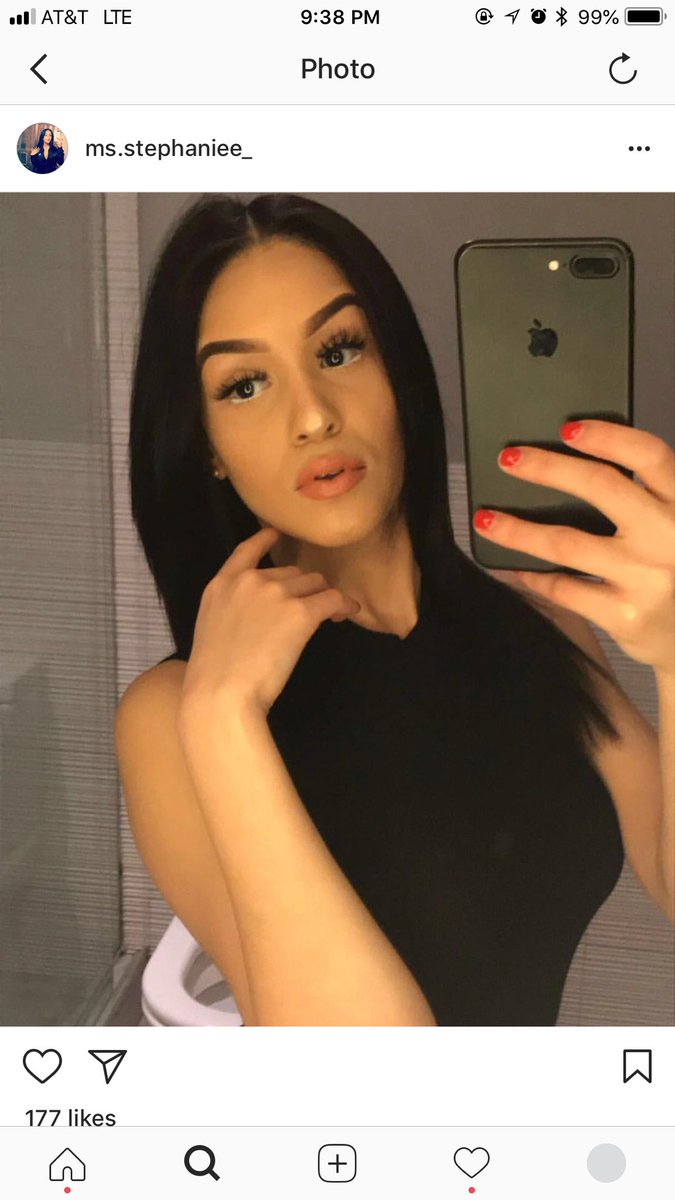 sarah_got_cake's tweet photo. Yโall. I canโt. Never trust a bitch with these type of nails. You just know she ainโt got no shame #msstephanie #tristanthompson https://t.co/psoJcYO2oL