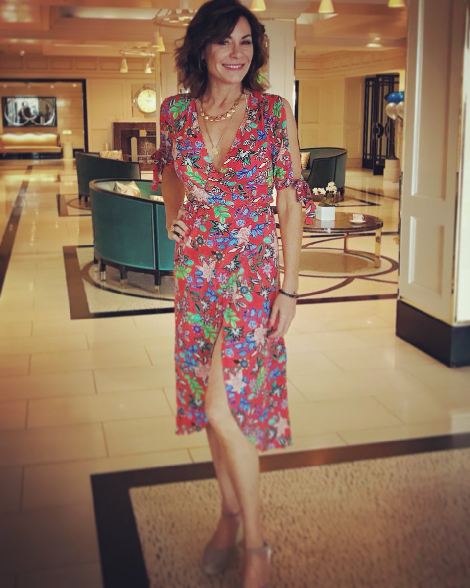 CountessLuann's tweet photo. Had such a fab time in LA @TheLondonWeHo / thank you @hotelplanner such a fantastic site to book hotels!!! 💋🌴🍎
.
.
.
.
#hotelplanner #losangeles #thelondonhotel #countessandfriends #westcoast #work #play #love #rhony #travel #hotel #lifeisacabaret https://t.co/AY2RTwpEnp