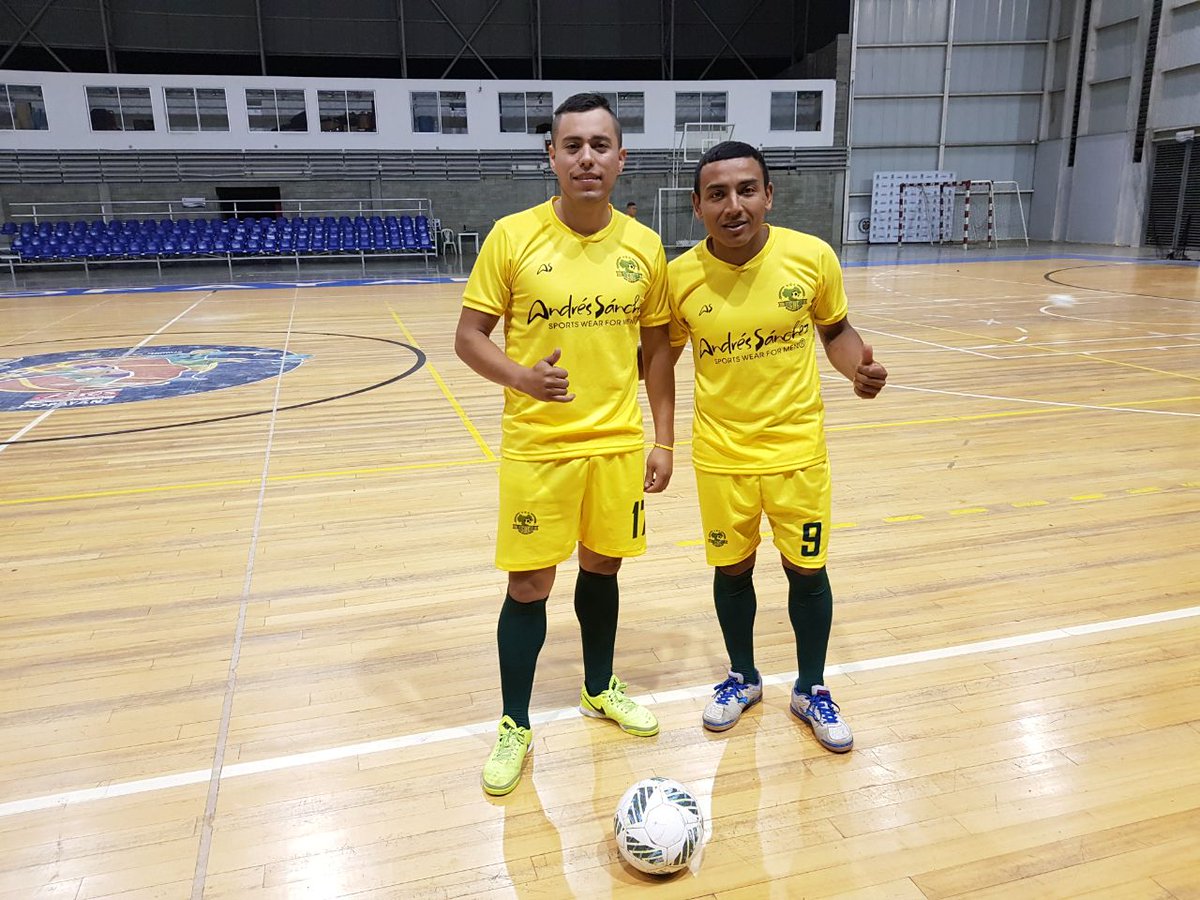 MaikInga's tweet photo. Seguimos entrenando fuerte para cumplir nuestro sueño....
#ATLÉTICOCAUCAFUTSAL
#TORNEOSEGUNDADIVISIONFUTSAL
#FEDERACIÓNCOLOMBIANADEFUTBOL
#POPAYAN-CAUCA
#HOTELACHALAY
#SOLUTEX https://t.co/dkyGe8jKu9