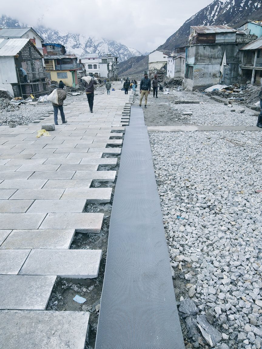sajjanjindal's tweet photo. The dream project of #Kedarnath redevelopment is fast taking shape. The shrine area will be ready with a widened central axis when the temple opens this month. @PMOIndia @narendramodi @tsrawatbjp https://t.co/VAstfIGZwk