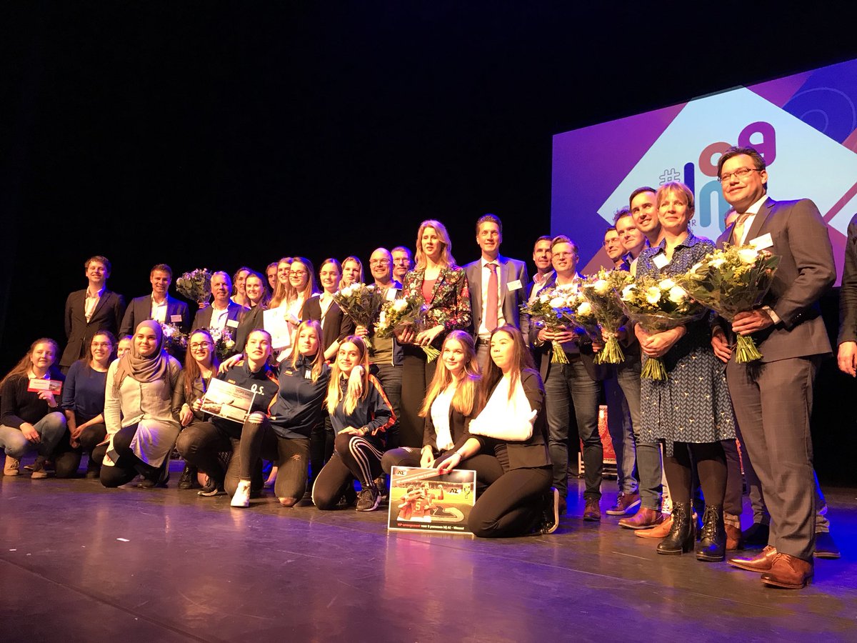 RubenvanHaarlem's tweet photo. De finale van #Jong18 was een groot succes in @hetpark. Hier alle winnaars, juryleden en @MonaKeijzer als special guest. https://t.co/RwbgB6wR1k