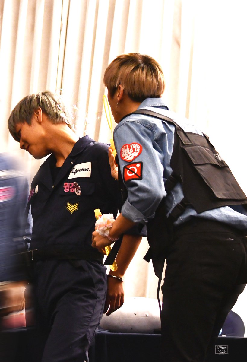 NWnw1029's tweet photo. 180407 
in 팬싸
💗💗💗💗💗💗💗참 좋아 
#강다니엘 #박지훈 https://t.co/TQoVXRB0V8