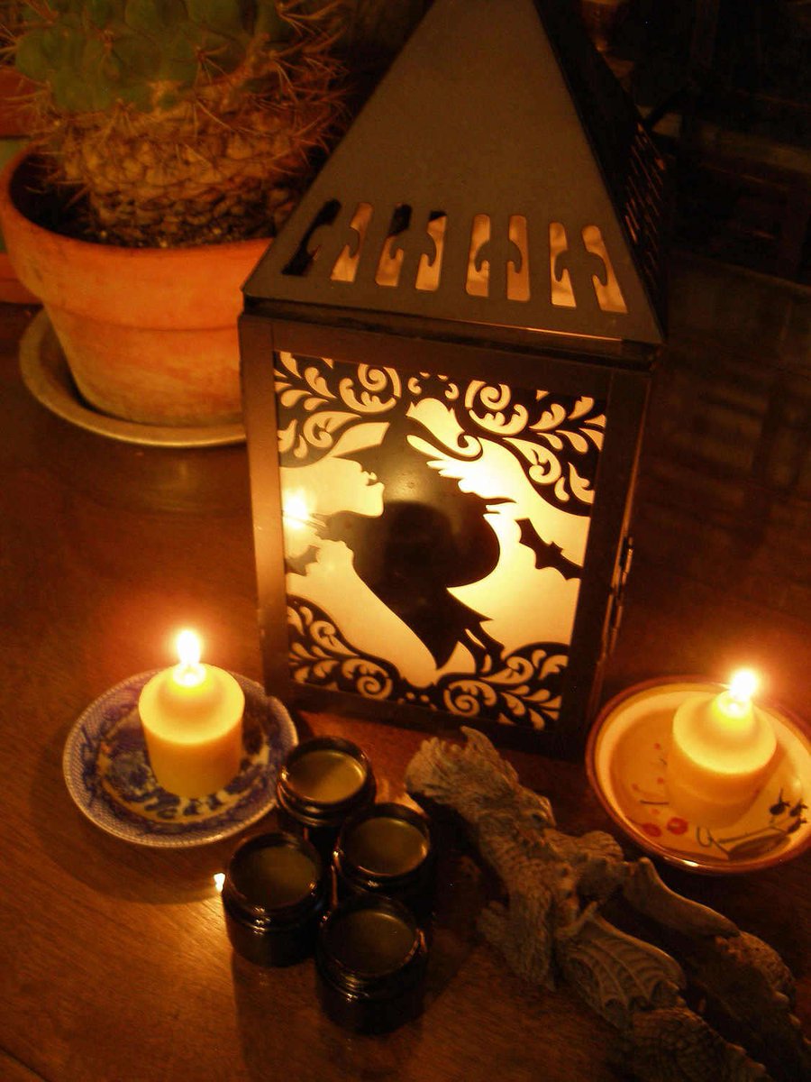 DemeterCorvus's tweet photo. Excited to share the latest addition to my #etsy shop: Astral Flying Ointment https://t.co/xFfQxgsA0b  #1ounce #virginoliveoil #poppies #mugwort #datura #flyagaric #belladonnanightshade  Charging flying ointment within the magick circle https://t.co/OshPBbvc73