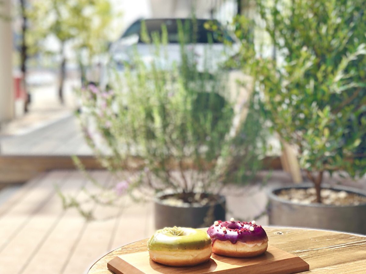 本日のティータイムにドーナツはいかがですか🍩☕️
TEA TIME13:00-16:00では、ドリンクとセットでお得ですよ。
#drivetogo #DTG #カフェ #グローバルゲート
drivetogo.jp
