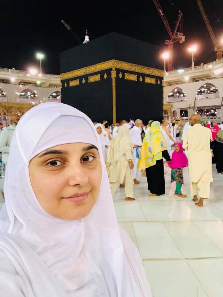 TVOnePk's tweet photo. عمرہ کی سعادت حاصل کرلی
https://t.co/MrZw0UbT7P
#TvOnePk #MagOnePk #UrduBlog #JaveriaSaud #SaudQasmi #umrah2018 #SaudiArabia https://t.co/oCS3ZjyhzL