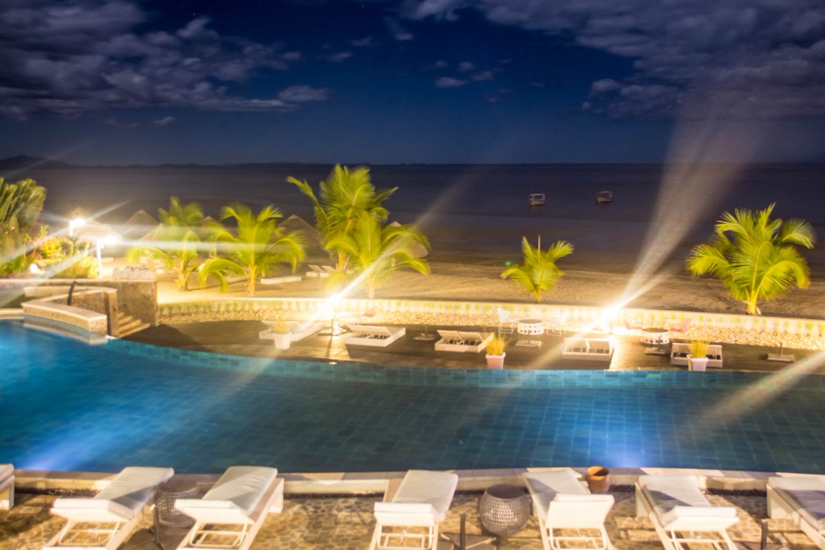 NbPalmbeach's tweet photo. #beauty #night #lights #hotel #amazing #view
#palmbeachresort&amp;spa https://t.co/TcXwc6E5Lo