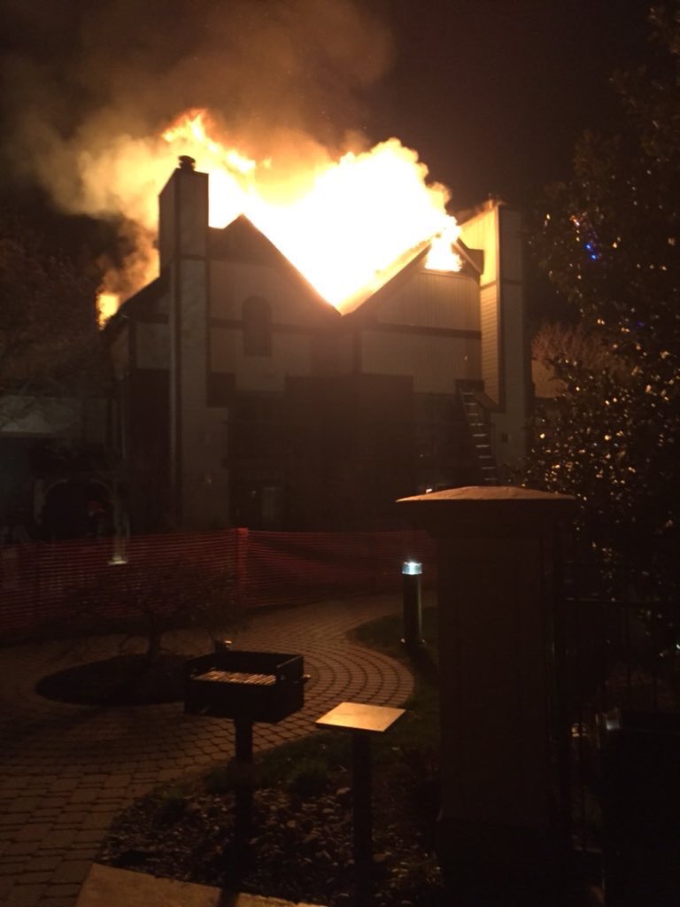 rohrerstown67's tweet photo. Tower and Engine Company 67 operated on @MTFireRescue Box 1111 in the 200 blk. of Eden Road for several hours tonight. Units found and extinguished fire in multiple units of a three-story, multi-unit, hotel structure. https://t.co/xBoPCofN0k