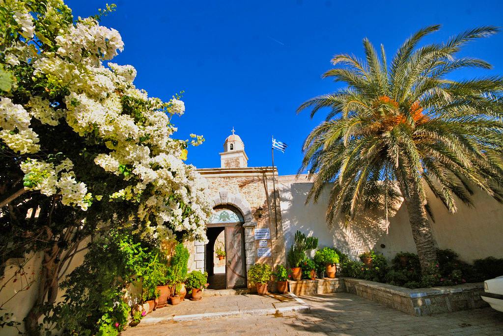 TravelCrete's tweet photo. The monastery of Toplou, #Crete
https://t.co/vJxAfK9XsE
#TravelCrete #Toplou #monastery #religioustourism #Greece https://t.co/1hDdTl1YAq