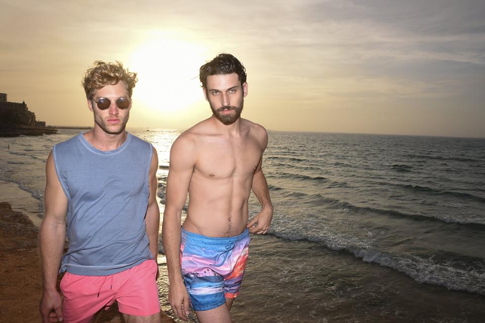 CASTROFASHION's tweet photo. Colorful swimwear for him, shop the collection >> https://t.co/lN8hEI35YG https://t.co/eTCLpiCq5L