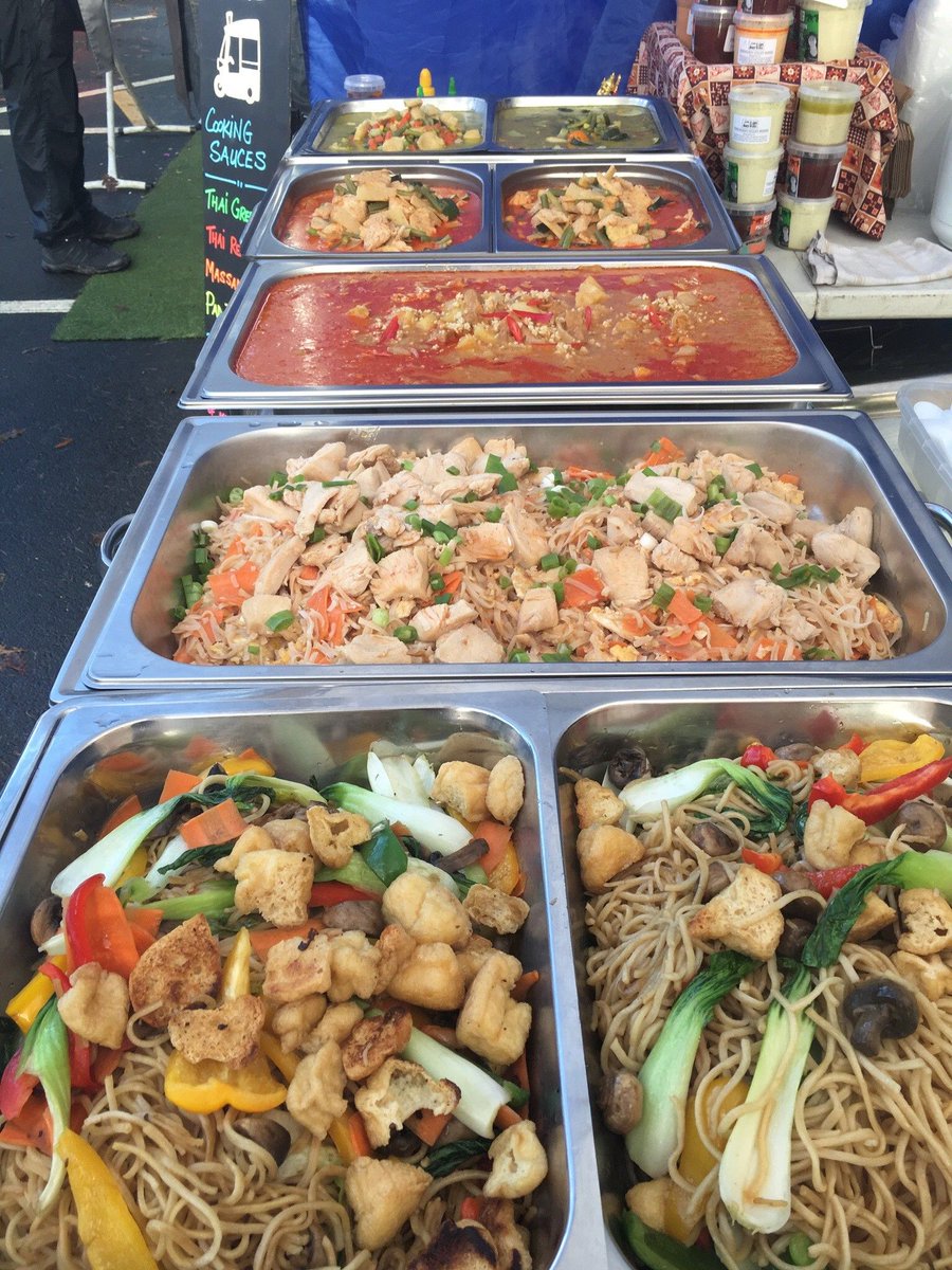 levymarket's tweet photo. Oooh, you lucky people. Saturday's @levymarket food lineup looks like this: 

* @waanyenthaifood
* De Nada
* @fritto_uk 
* @Ltlcheesything 

And loads more. WOOF! https://t.co/tf1AVch2K8