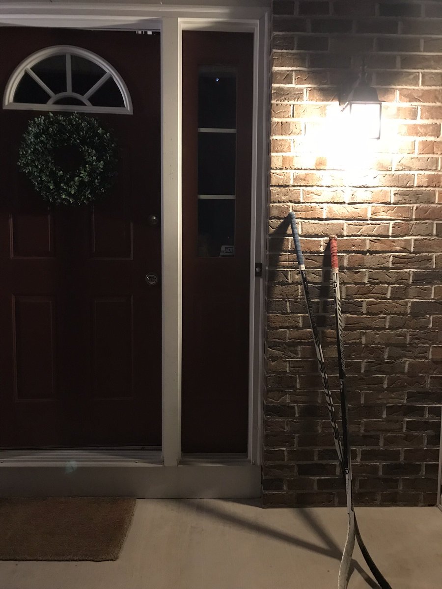 kmarsh2914's tweet photo. #PutYourSticksOut https://t.co/EqhXTAOtXN
