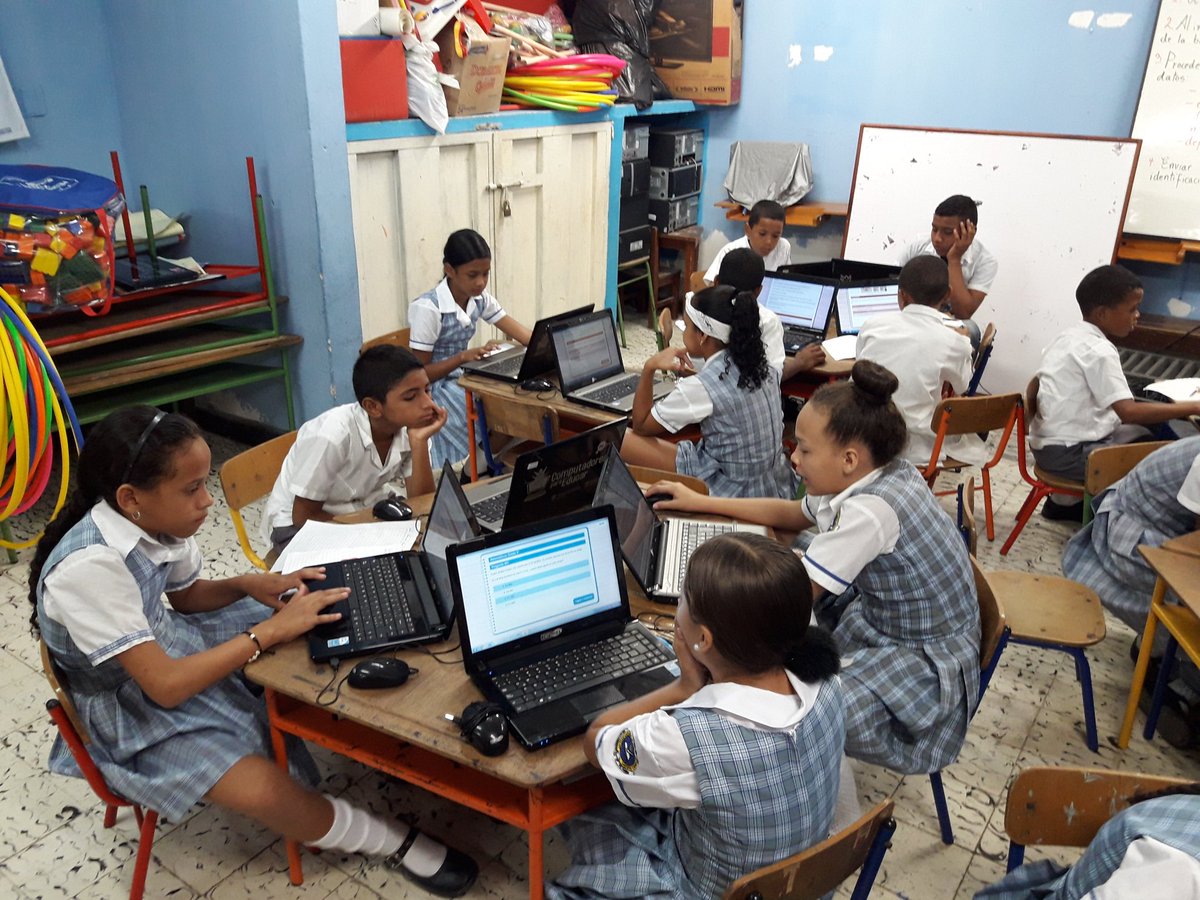 JillEscandon's tweet photo. Jornada de pruebas #SupérateConElSaber en la IE Antonio Nariño Sede Eduardo  Montejo 😊💻 @lpuellol @DIANAECHAVARRIA @EvelynAriza2 @sedcartagena @TPTACartagena @Mineducacion @PTA_Colombia Grado 5° offline 📝 https://t.co/UdNdtDlps9