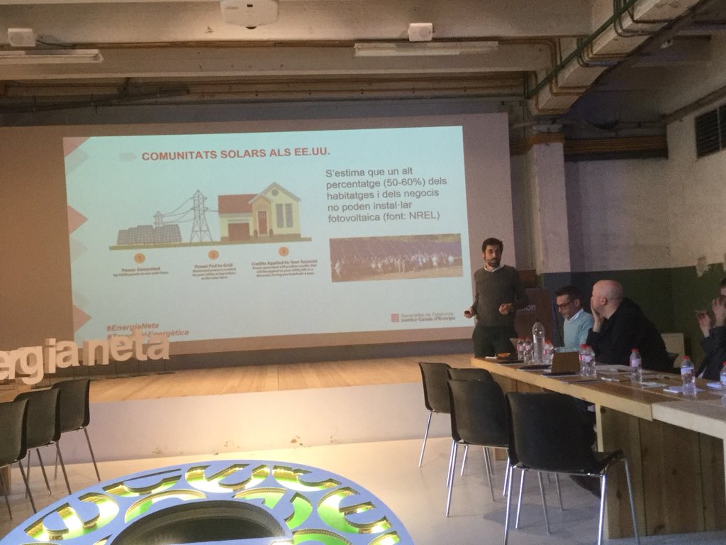 Assumpfarran's tweet photo. Comunitats solars on els ciutadans s’impliauen en la propietat compartida del parc solar . Analitzem els models de USA i en concret l’Estat de NY #RepteSolar @energiacat https://t.co/yQm4jA29RV