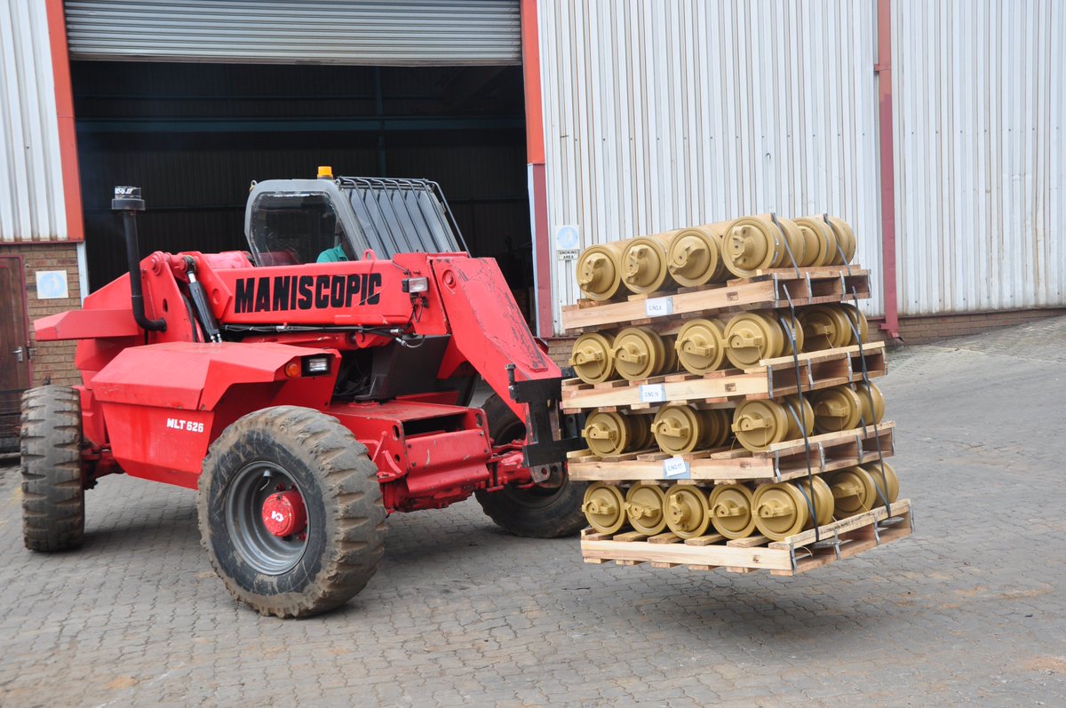 Centrax_SA's tweet photo. Unloading has never been easier!!😎😁😅 https://t.co/J3O1k3DuyX