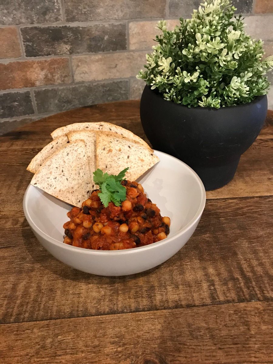 Bean chilli served with rice and roasted tortilla (v) 

Come and try our brand new menu available now! 😍