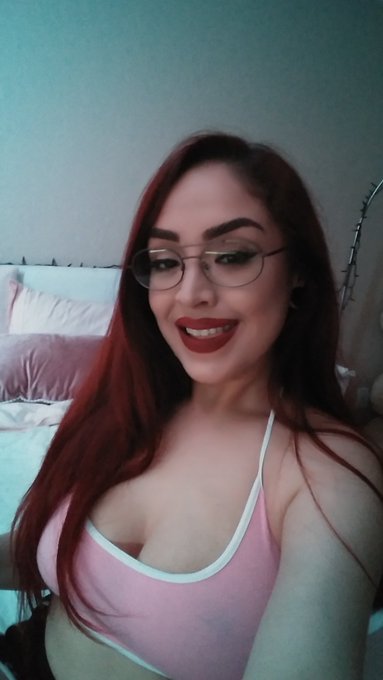 Uploading a new vidy rn and it's 🔥🔥🔥 https://t.co/1d3eaZvXFg https://t.co/Ga7hrLsoQu<a href="/tag/dailybush"class="tags"><span>#dailybush</span></a><a href="/tag/dailyunderboob"class="tags"><span>#dailyunderboob</span></a>