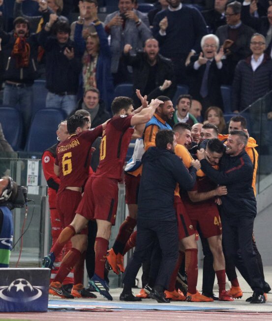 Kevin_strootman's tweet photo. What a night!!🔥🔥 #UCL #ASRoma https://t.co/efT7c82yx1