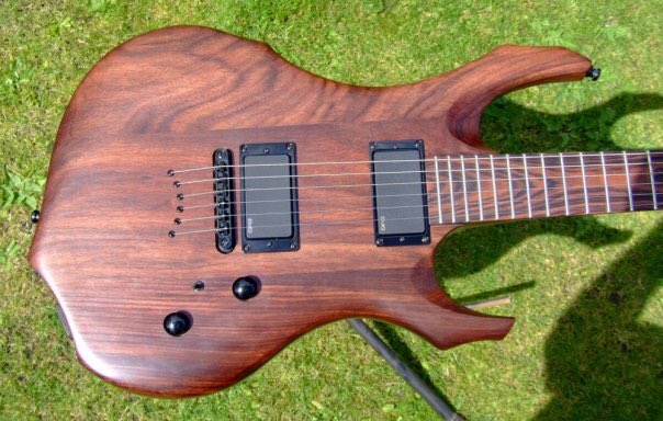 Blast from the past! Solid rosewood body &amp; neck with a kingwood fingerboard &amp; set of <a href="/EMG_PICKUPS/">EMG PICKUPS</a>