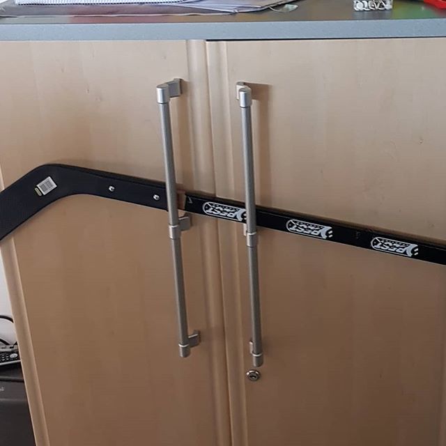 BlackForestTeam's tweet image. When you lost your key and need to lock your locker to 
#protectyourloot
.
.
.
. 
#gamedevlive #gamedeveloper #gamedev #instagram #instastory #instagamer #videogames #bfg #endlesswinter #icehockey #icehockeystick #officelive #doitlikeagamer  #wisdomwedne… ift.tt/2ILFcXX