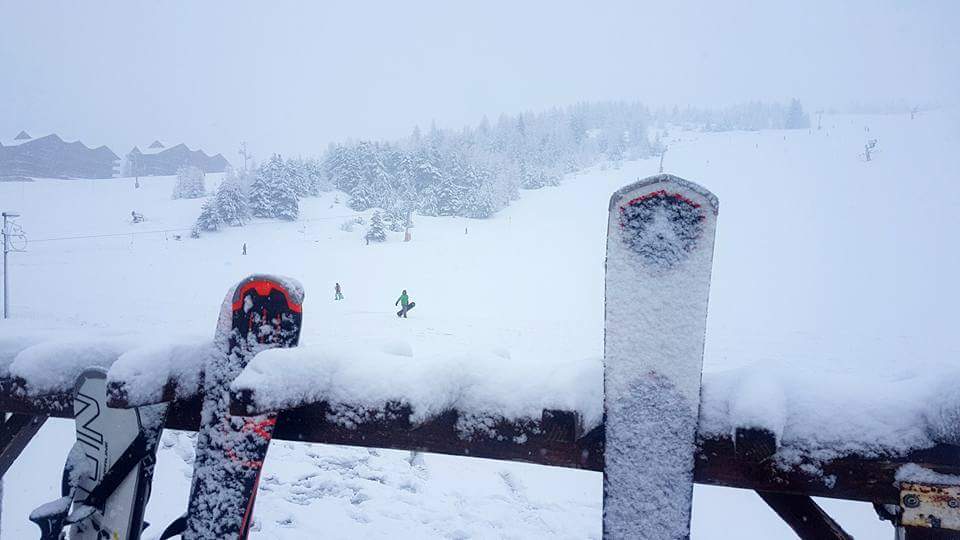 Alti365's tweet image. Dernière semaine de #ski à Super #Devoluy et La Joue du Loup, alors profitez-en!!!! ❄⛷❄🏂❄
#montagne #ski #neige #snowboard #alpes #MyHautesAlpes #citizenmontagne