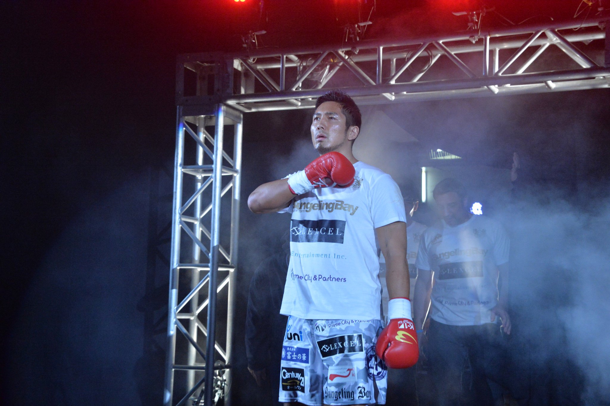 ゴング格闘技 No Twitter Koichi 渡辺浩一氏 バンゲリングベイ スピリット は05年4月24日riseでプロデビュー M 1ヘビー級王座 Wpmf日本ヘビー級王座などを獲得 16年9月からは新生k 1に参戦 17年11月